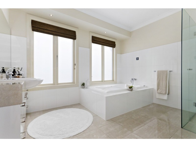 12 Burgan Street, Doreen VIC 3754