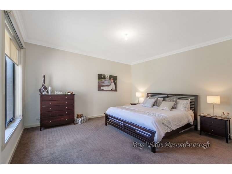 2/220 Nepean Street, Greensborough VIC 3088