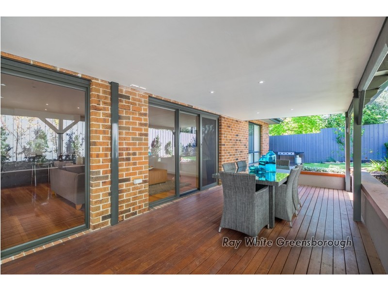 2/220 Nepean Street, Greensborough VIC 3088