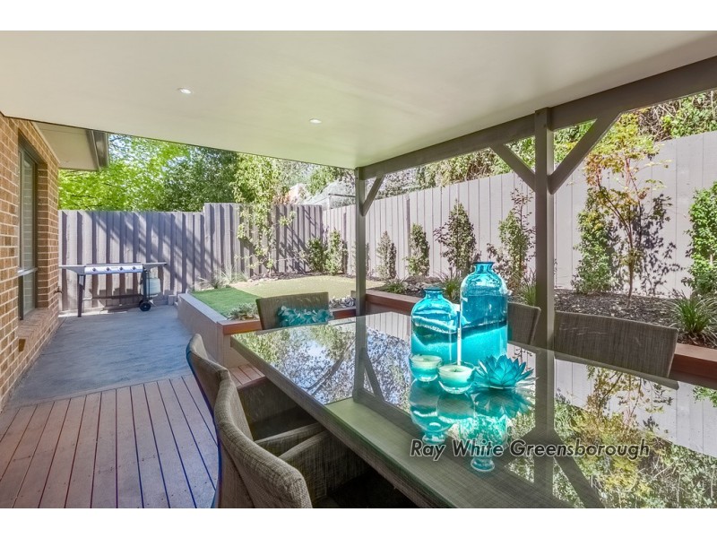 2/220 Nepean Street, Greensborough VIC 3088