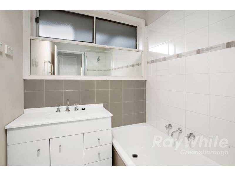 5/83 Nell Street, Greensborough VIC 3088