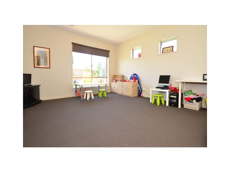 142 Overland Drive, Doreen VIC 3754