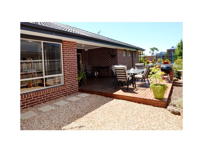 142 Overland Drive, Doreen VIC 3754