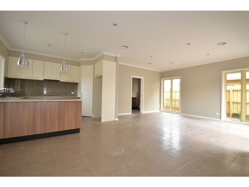 1/9 Kelvin Grove, South Morang VIC 3752