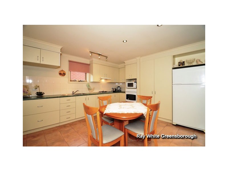 15 Branchilly Drive, Roxburgh Park VIC 3064