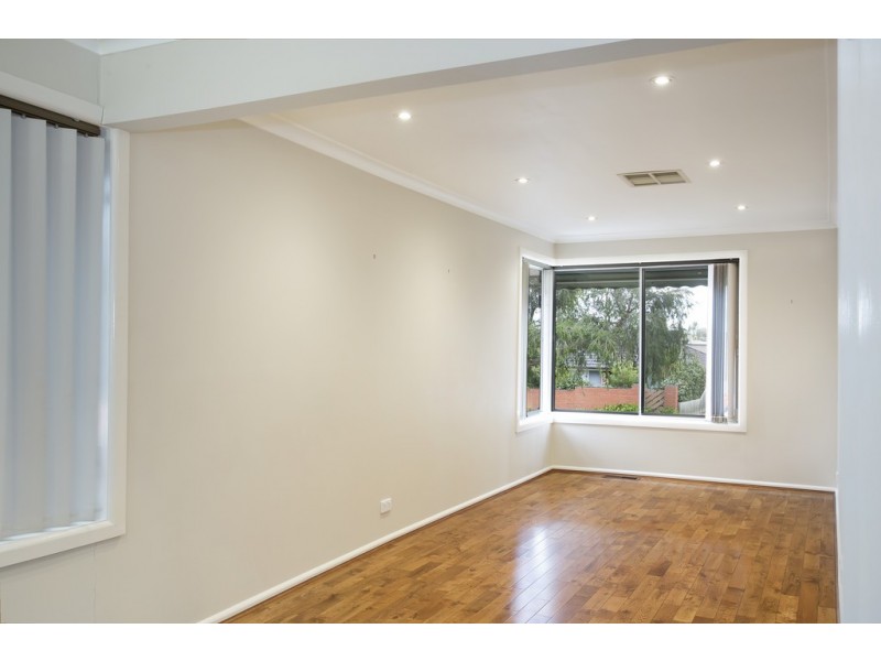 16 Gladman Street, Greensborough VIC 3088