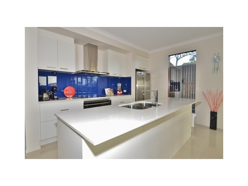 73 Pomaderris Drive, Mernda VIC 3754