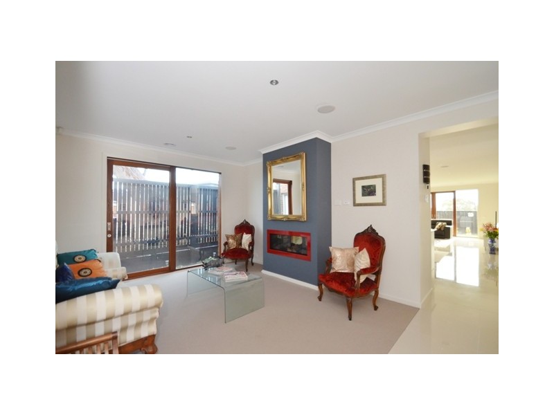 73 Pomaderris Drive, Mernda VIC 3754