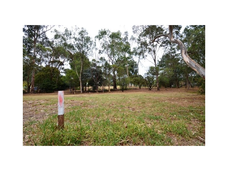 6 Bruce Street, Diamond Creek VIC 3089