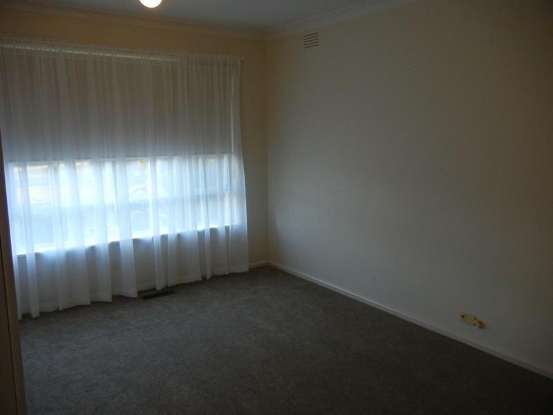 11 Lincoln Street, Watsonia VIC 3087