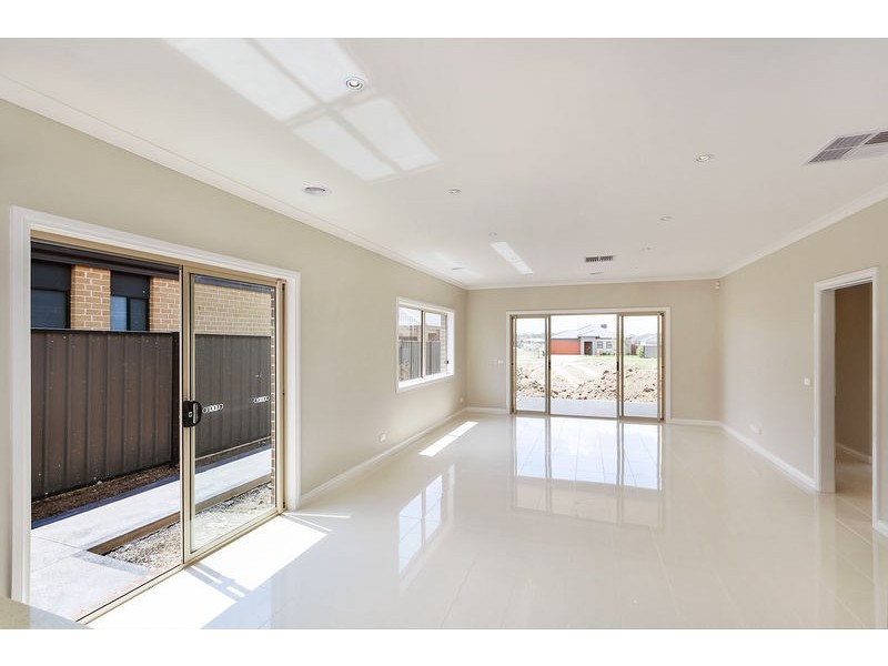 4 Mervyn Drive, Mernda VIC 3754