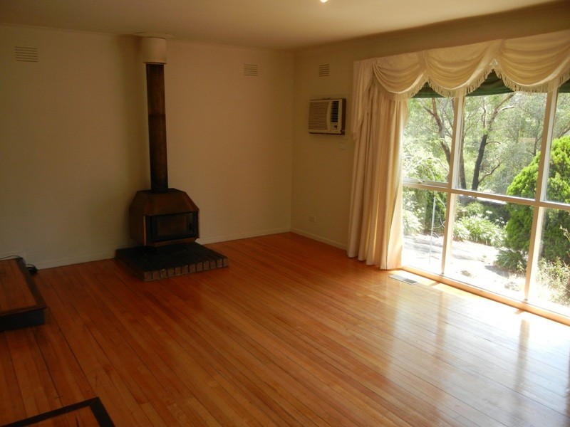 1234 Main Road, Eltham VIC 3095