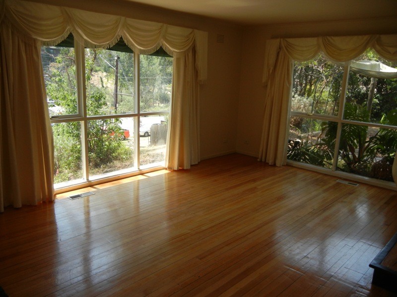 1234 Main Road, Eltham VIC 3095