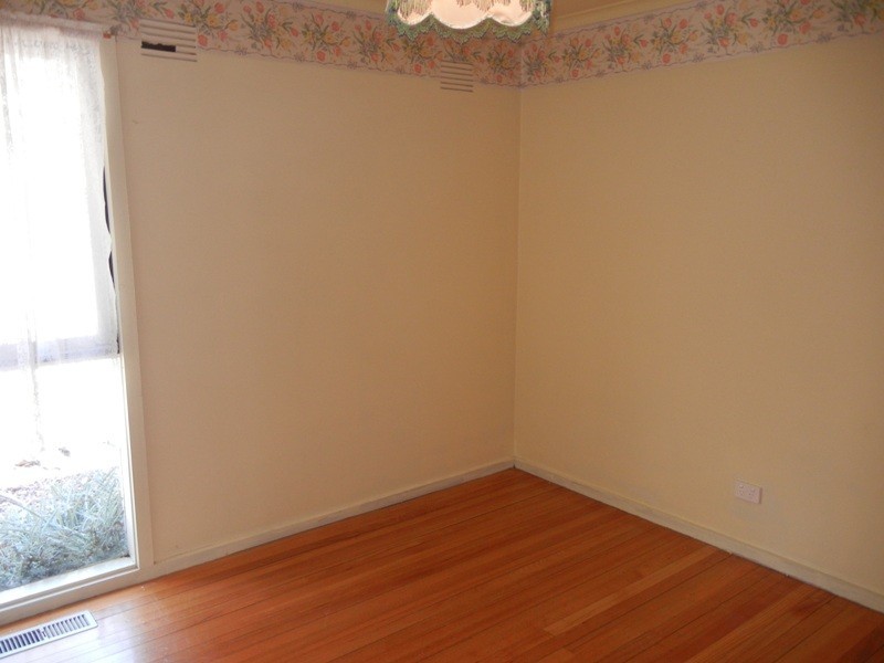 1234 Main Road, Eltham VIC 3095