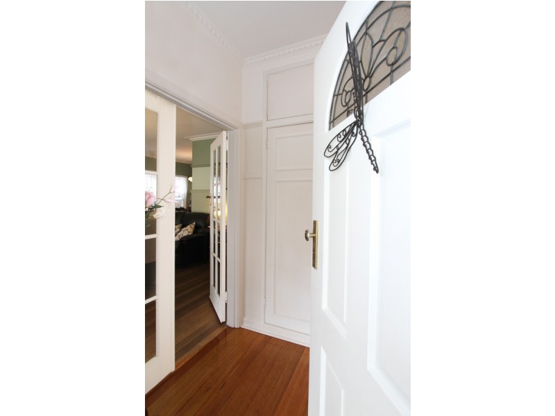 6 Donald Street, Greensborough VIC 3088