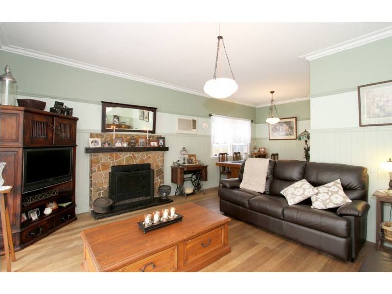 6 Donald Street, Greensborough VIC 3088