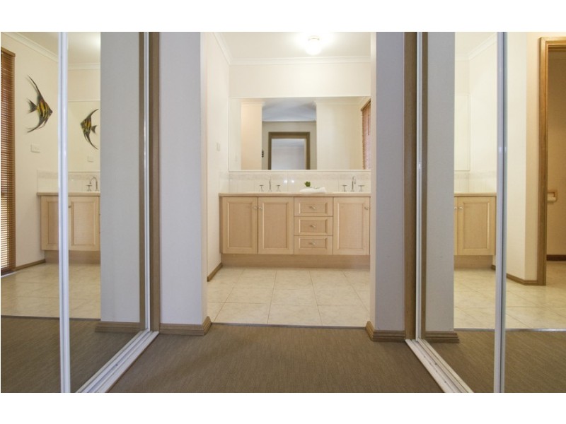 2 Toorak Court, Greensborough VIC 3088