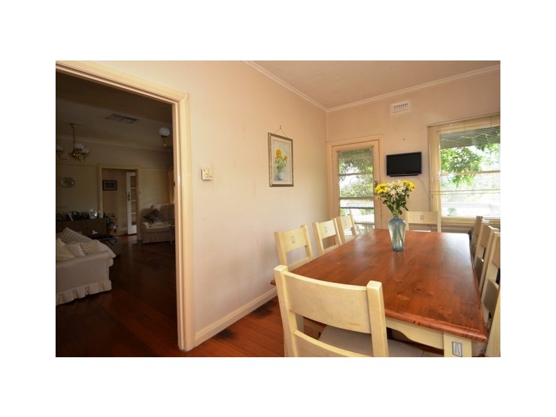 106 Hume Street, Greensborough VIC 3088