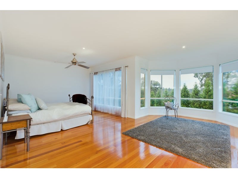 15 North Oatlands Road, Yarrambat VIC 3091