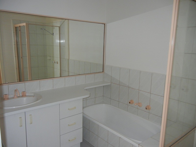 5/16 Inez Avenue, Eltham VIC 3095