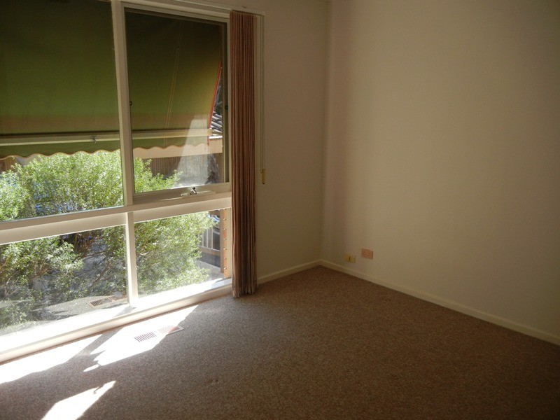 5/16 Inez Avenue, Eltham VIC 3095