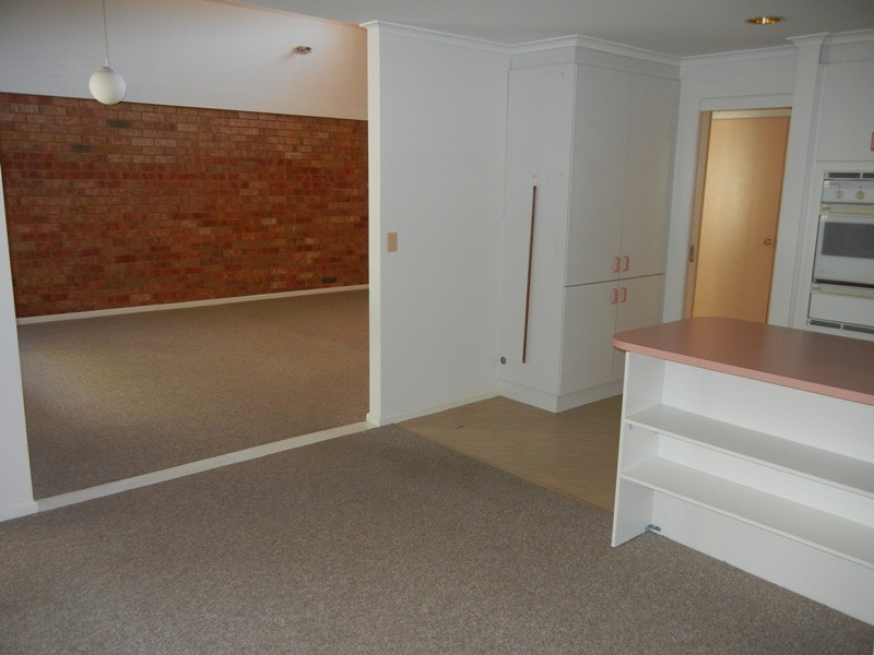 5/16 Inez Avenue, Eltham VIC 3095