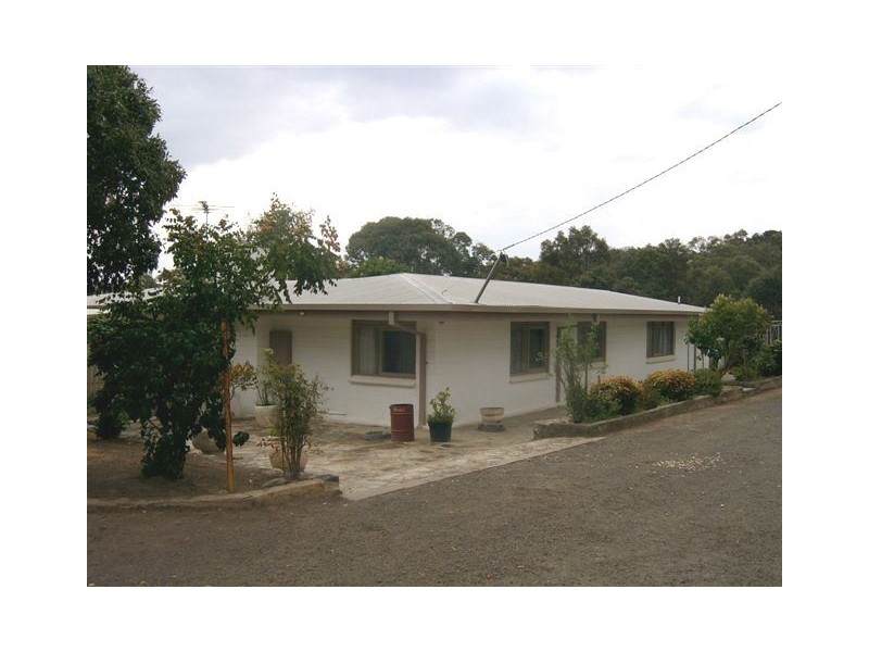 182 River Avenue, Plenty VIC 3090