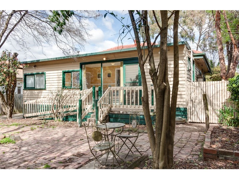 282 Grimshaw Street, Watsonia VIC 3087