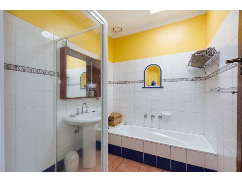 282 Grimshaw Street, Watsonia VIC 3087