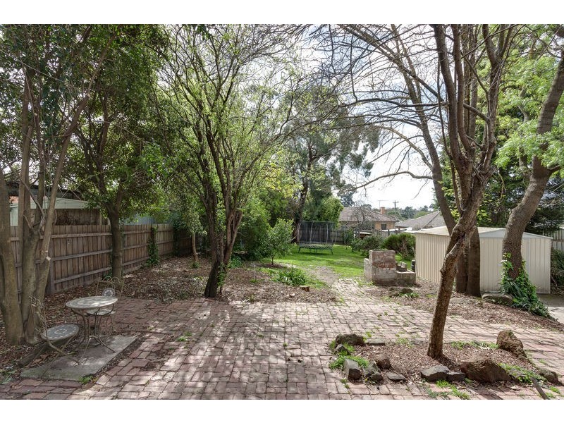 282 Grimshaw Street, Watsonia VIC 3087