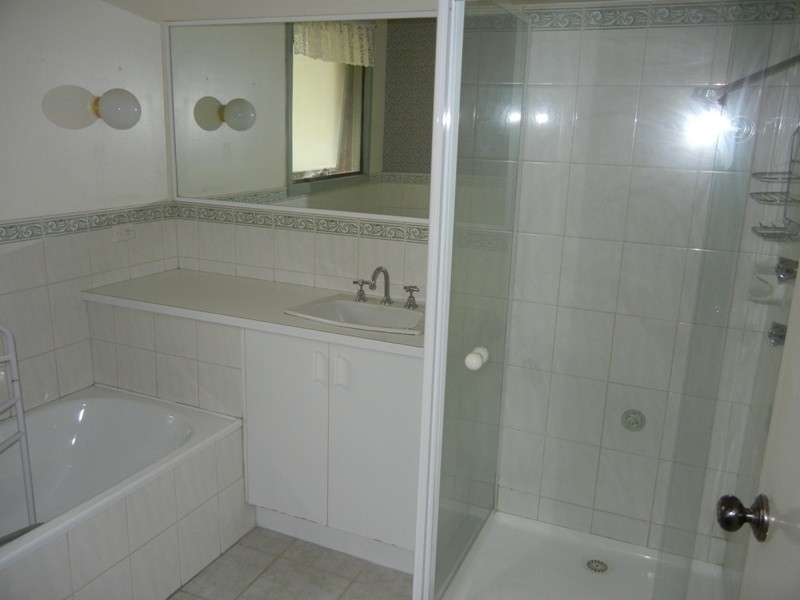 8 Perversi Avenue, Diamond Creek VIC 3089