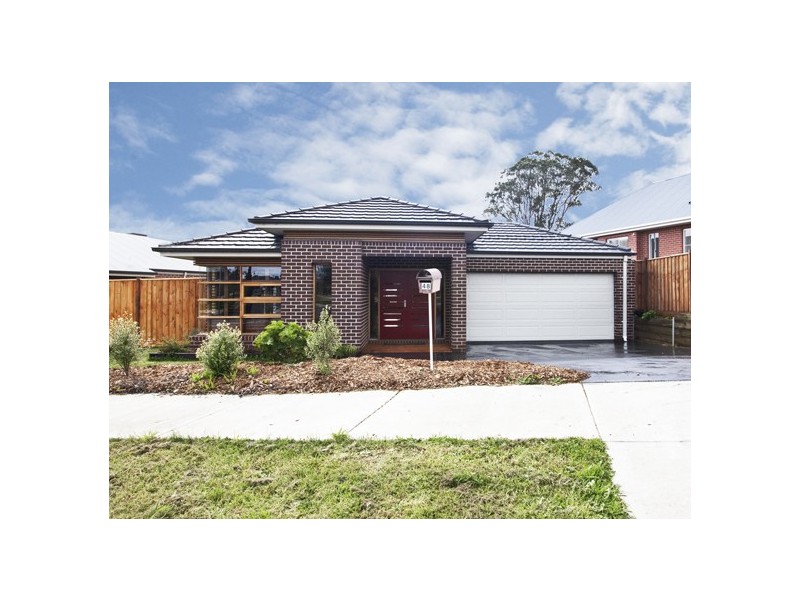 48 Eminence Boulevard, Doreen VIC 3754