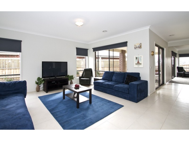 48 Eminence Boulevard, Doreen VIC 3754