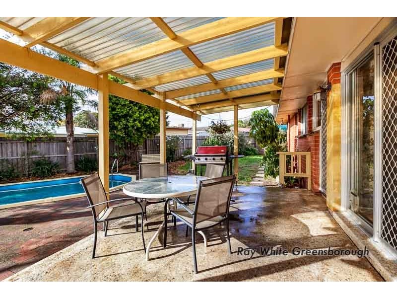 6 Avon Court, Bundoora VIC 3083