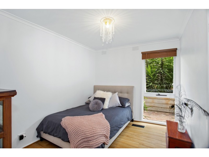 30 Bishop Avenue, Diamond Creek VIC 3089