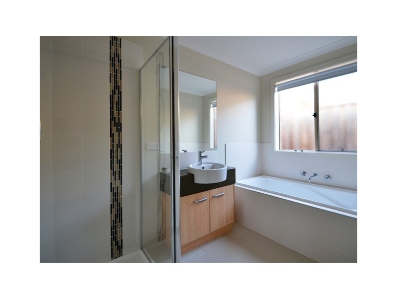9 Coleridge Way, South Morang VIC 3752