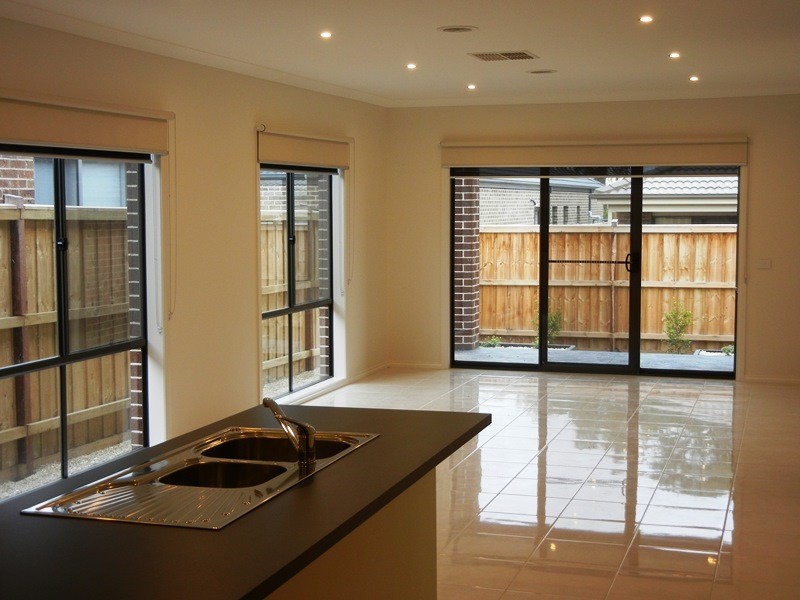 19 Shoal Circuit, Doreen VIC 3754