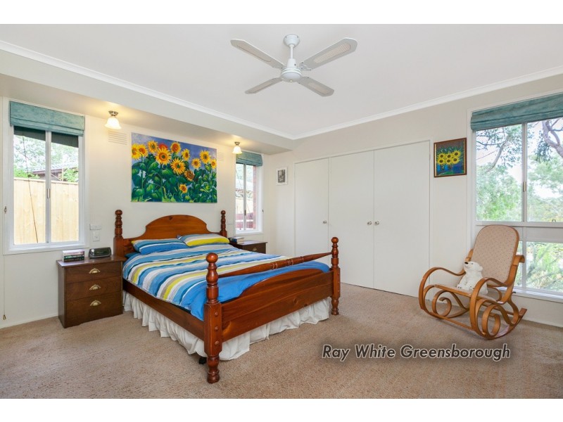 22 Monclaire Court, Eltham VIC 3095