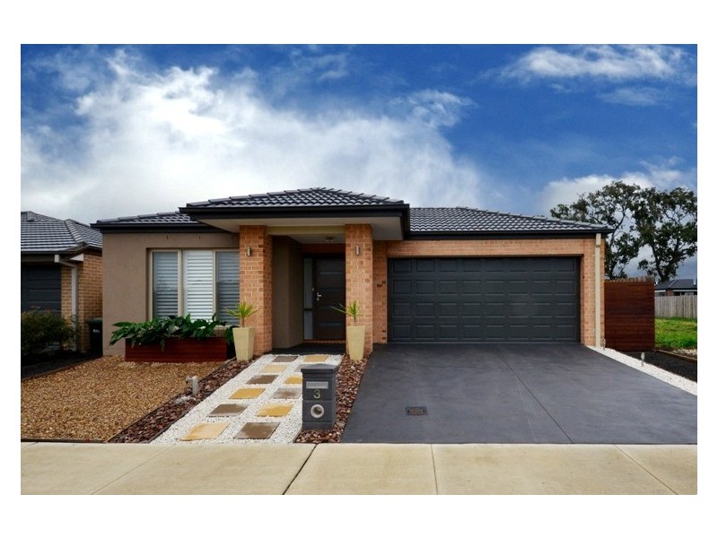 3 Pier Avenue, Doreen VIC 3754