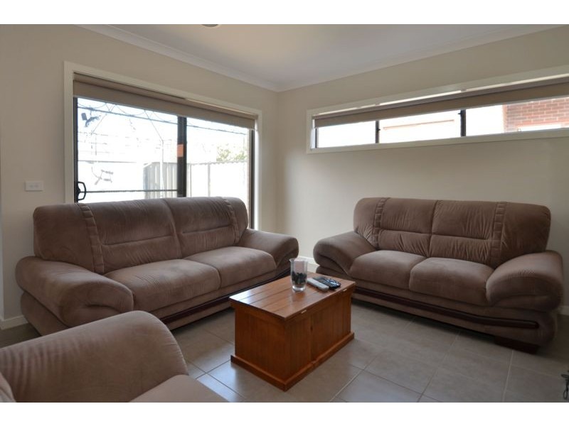 3 Melville Road, Craigieburn VIC 3064