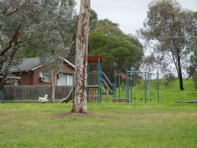 4 Mayling Court, Watsonia VIC 3087