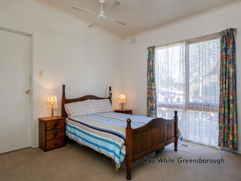 2/4 Anama Street, Greensborough VIC 3088