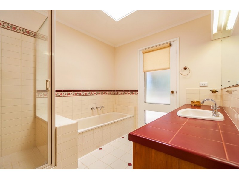 65 Mittons Bridge Road, St Andrews VIC 3761