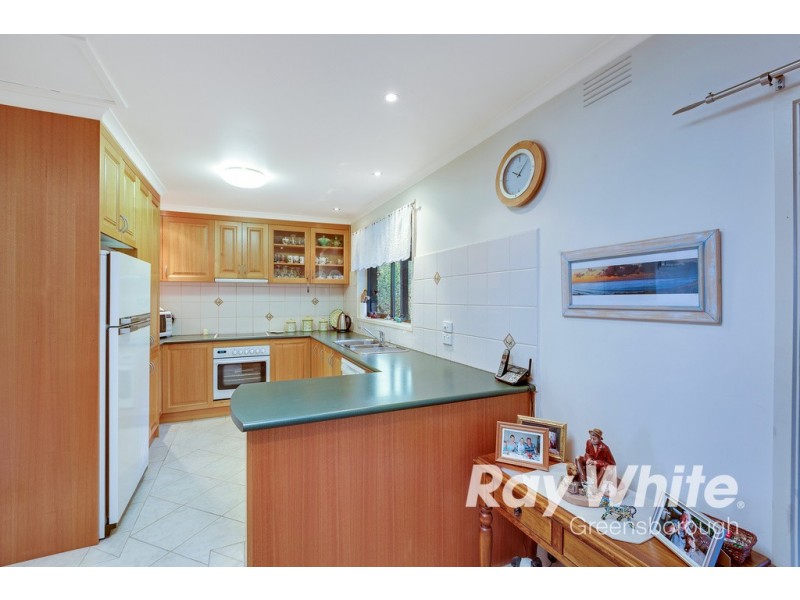 37 Meruka Drive, Eltham VIC 3095