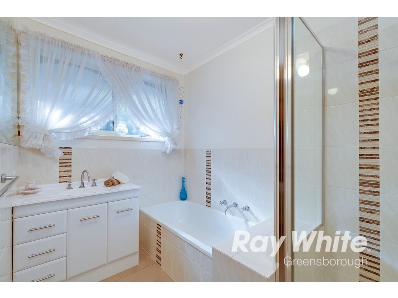 37 Meruka Drive, Eltham VIC 3095