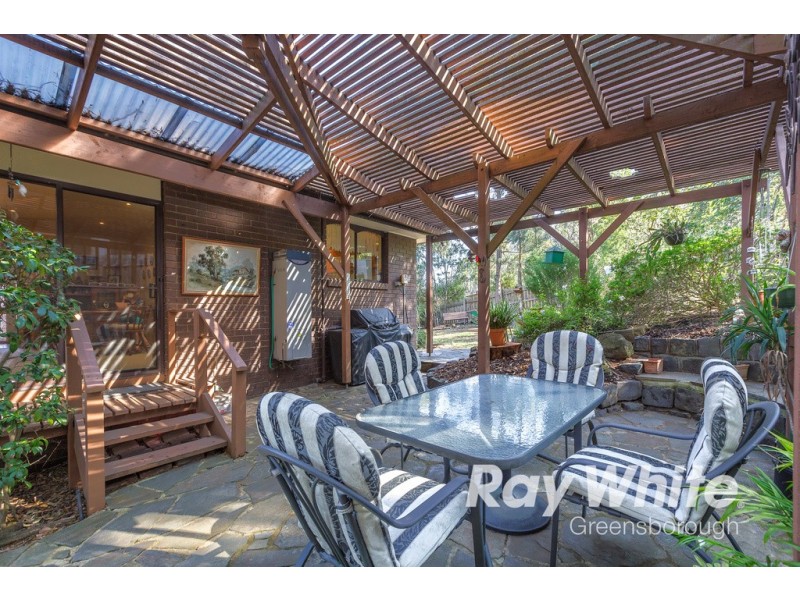 37 Meruka Drive, Eltham VIC 3095