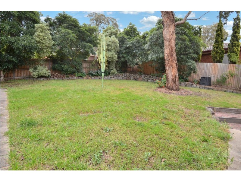 9 Tamboon Drive, Greensborough VIC 3088