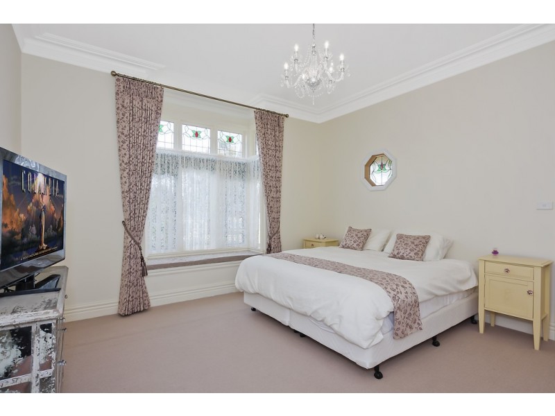 15 Waterway Boulevard, Doreen VIC 3754