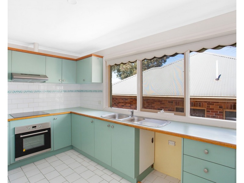 2/33 Williams Road, Briar Hill VIC 3088