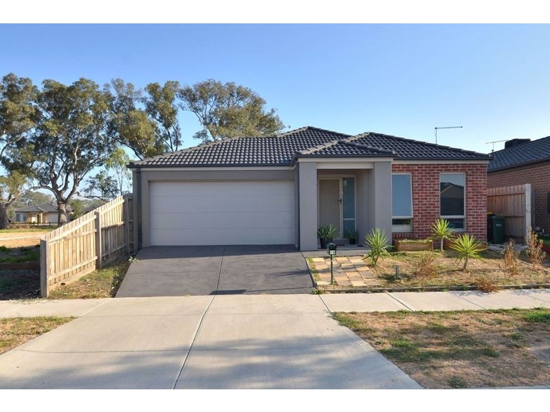 19 Succession Street, Doreen VIC 3754